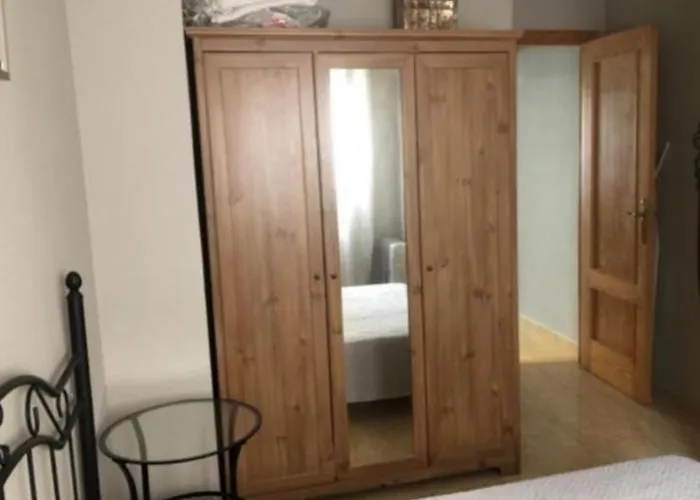 Con 2 Stanze Letto *